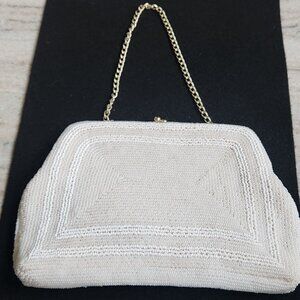 Vintage WALBORG Small White & Pearlized Beaded Clutch Purse w/Gold Carry & Clasp